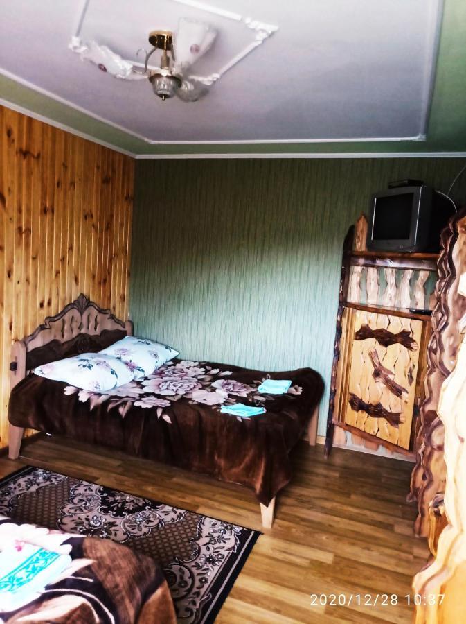 "Різьбярська Садиба" Hotel Slavske Room photo