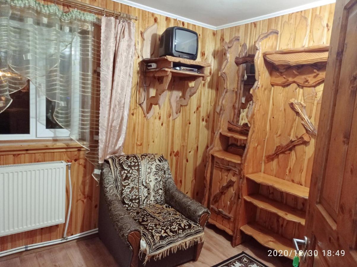 "Різьбярська Садиба" Hotel Slavske Room photo