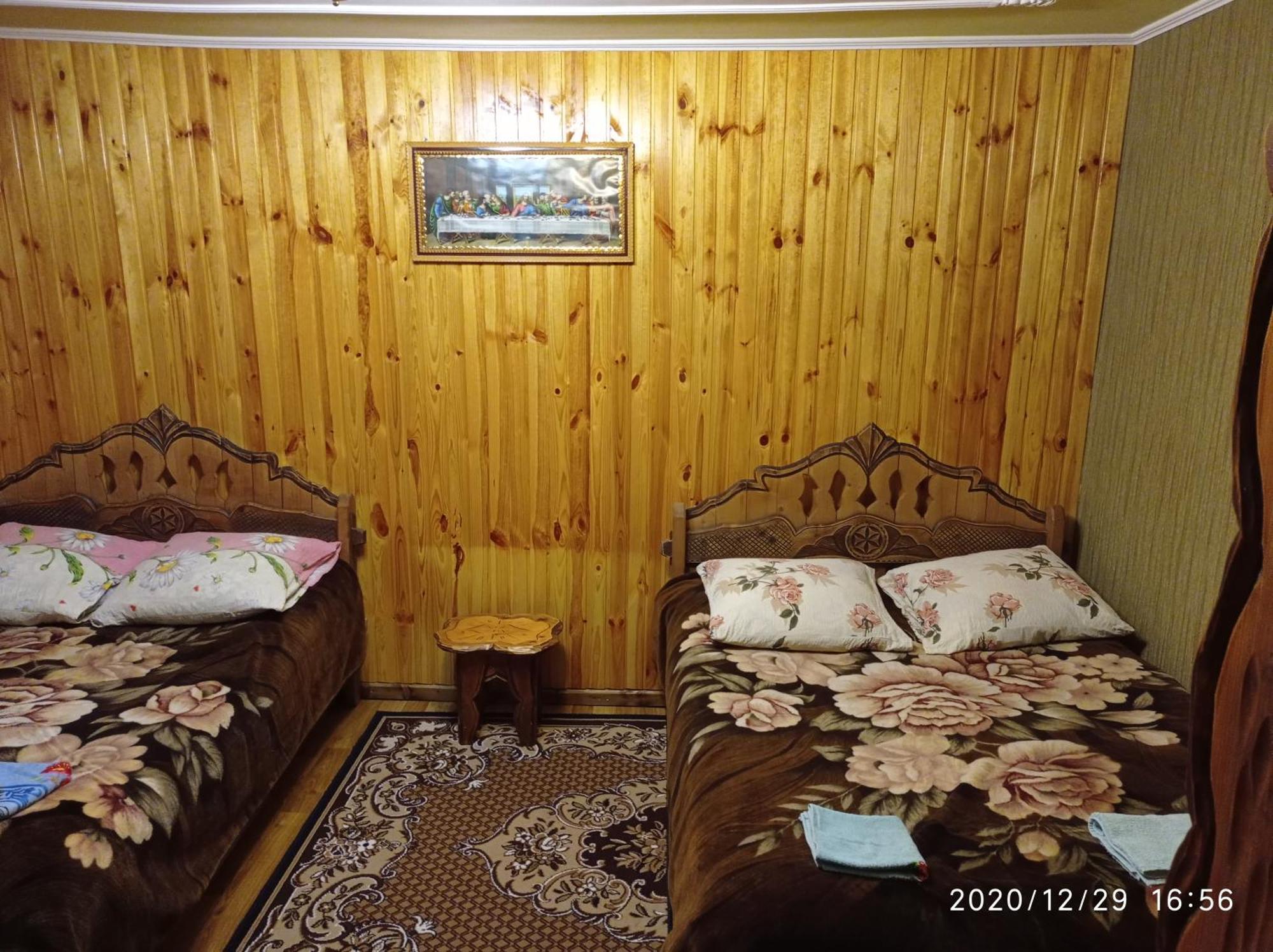 "Різьбярська Садиба" Hotel Slavske Room photo